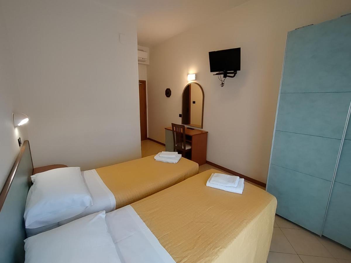 Hotel Brooklyn 리미니 외부 사진